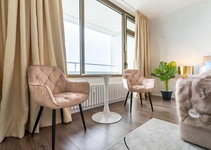 Ruesuite - Messe I King Size Bed I 75 Zoll Tv Apartament